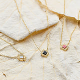 zomerkettingen rond rhodoniet onyx parelmoer wit zwart roze