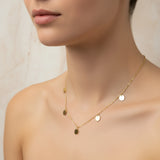 Gouden Ketting met vijf muntjes